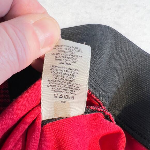 Terra & Sky Stretch Pull On Pant Ankle Woman's 1X (16W-18W) Red Black Plaid - Picture 11 of 12